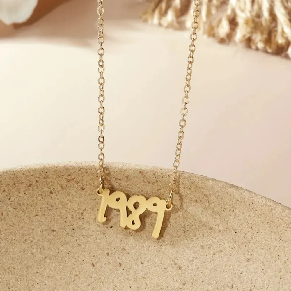 Taylor Swift Bundle - Picture 9 of 9
